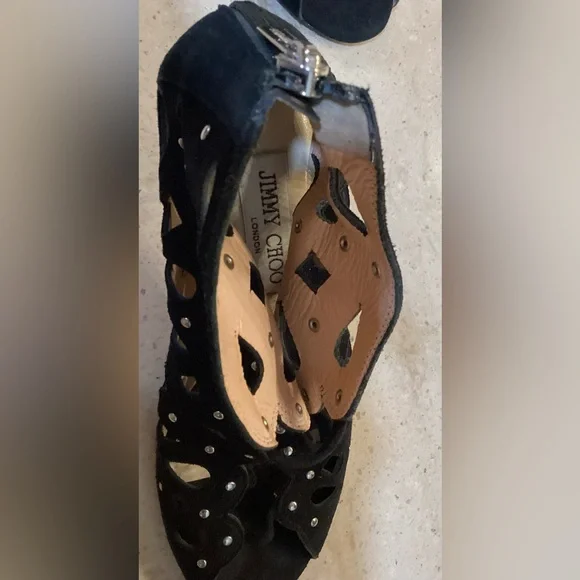 🚨Final Sale🚨!! Jimmy Choo Black Cutout Booties Heels Size 38 - Picture 9 of 10